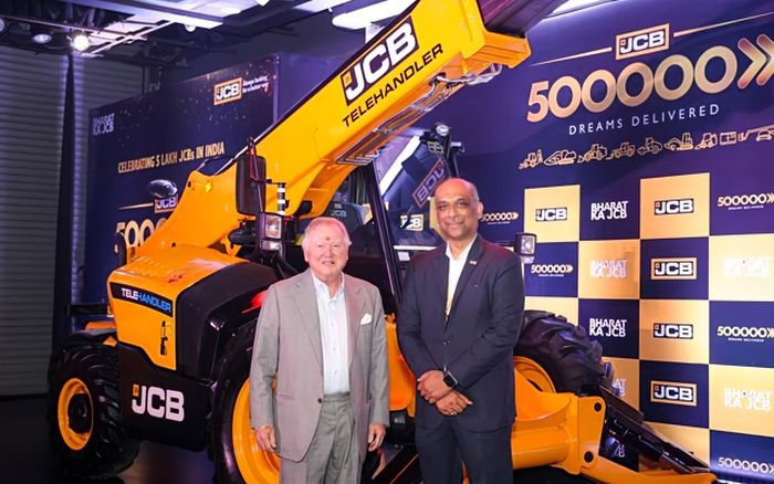 JCB India отмечает выпуск 500-тысячной машины